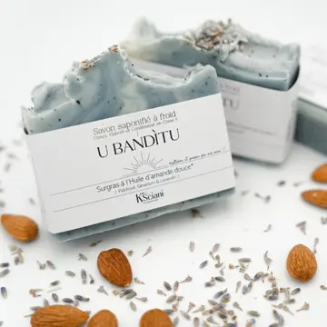 savon saponifié surgras à l'huile d'amande douce patchouli géranium lavandin