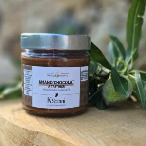 Amand'chocolat à tartiner avec amande et cacao noir 67%